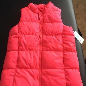 Vest old navy size 14 for girl , small for woman
